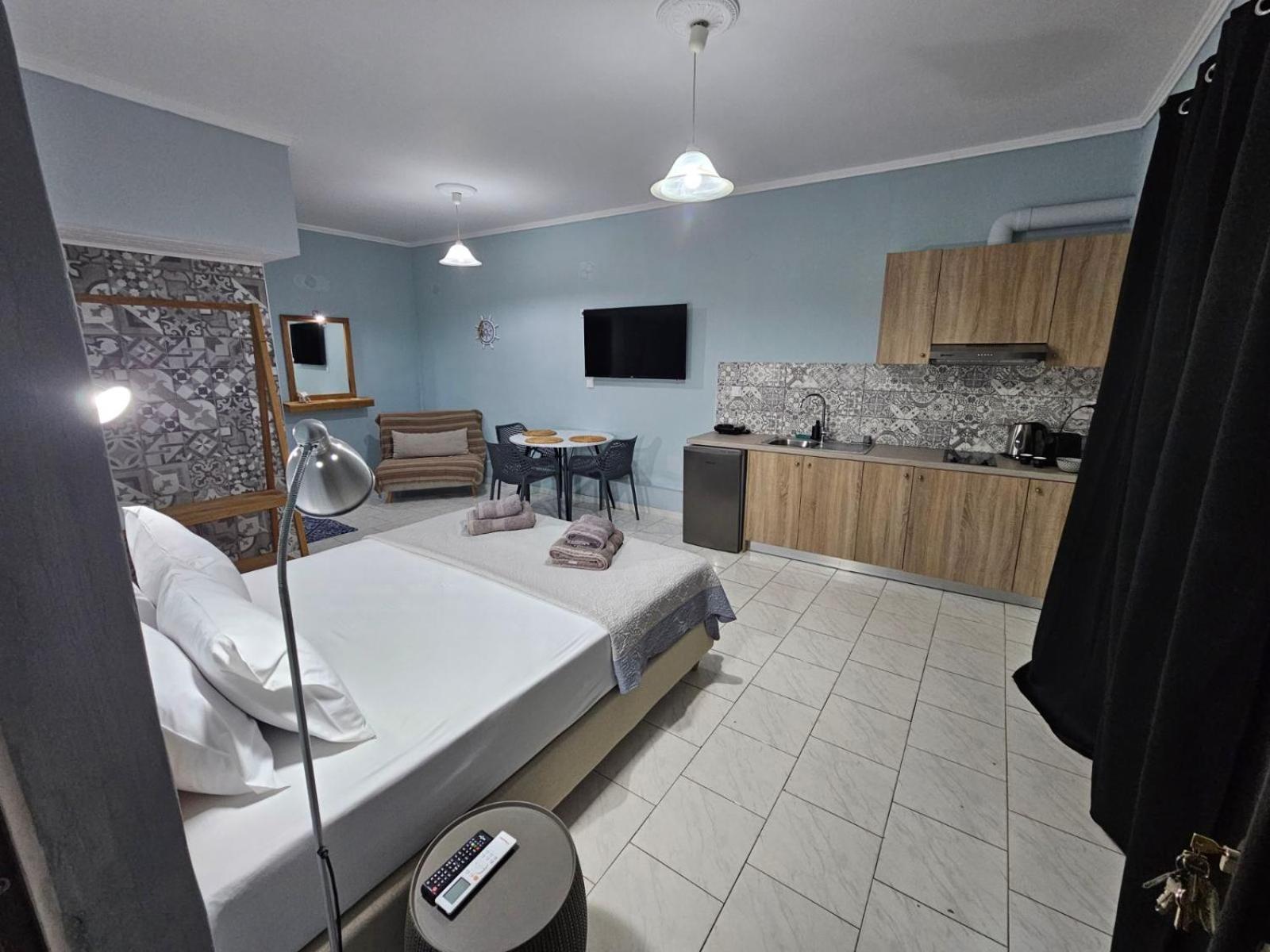 Katerina Apartments Kato Daratso Bagian luar foto
